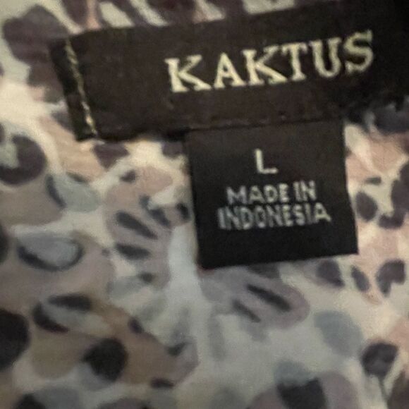 Unique and Colorful Boho Open Front Cardigan, Size Large - Picture 6 of 8